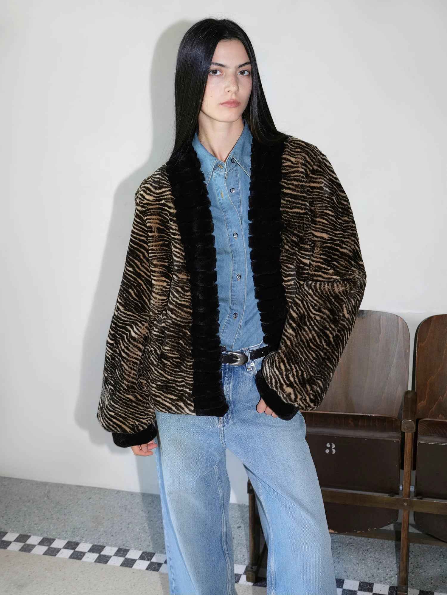 "Multiple Stripes" Retro Personalized Stripe Print Delicate V-Neck Rex Rabbit Fur Jacket-4