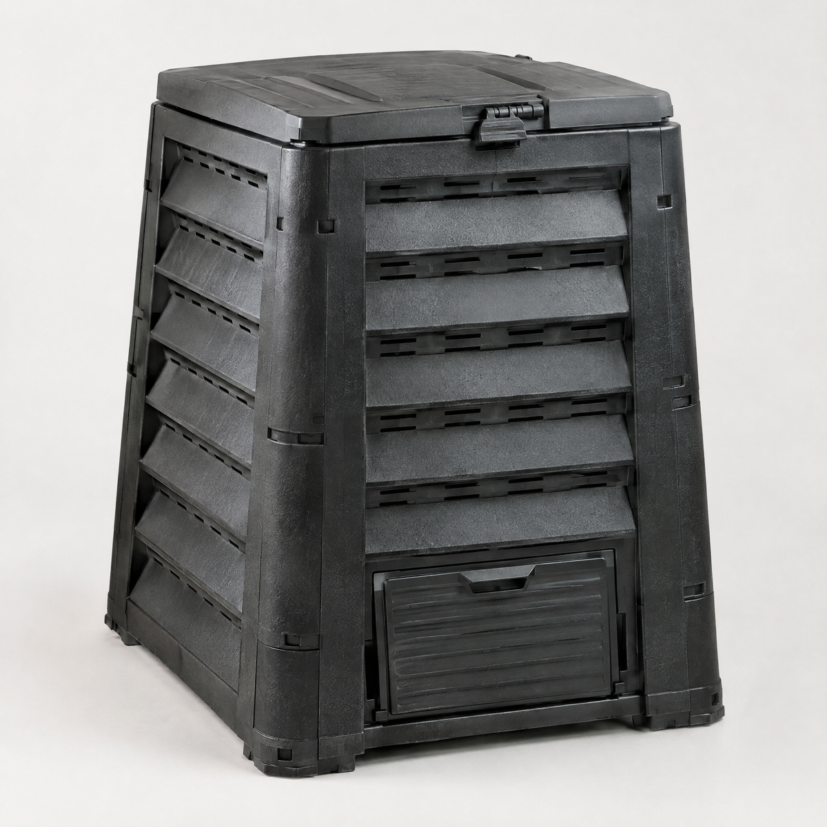Aerated 77-Gallon Locking Compost Bin
